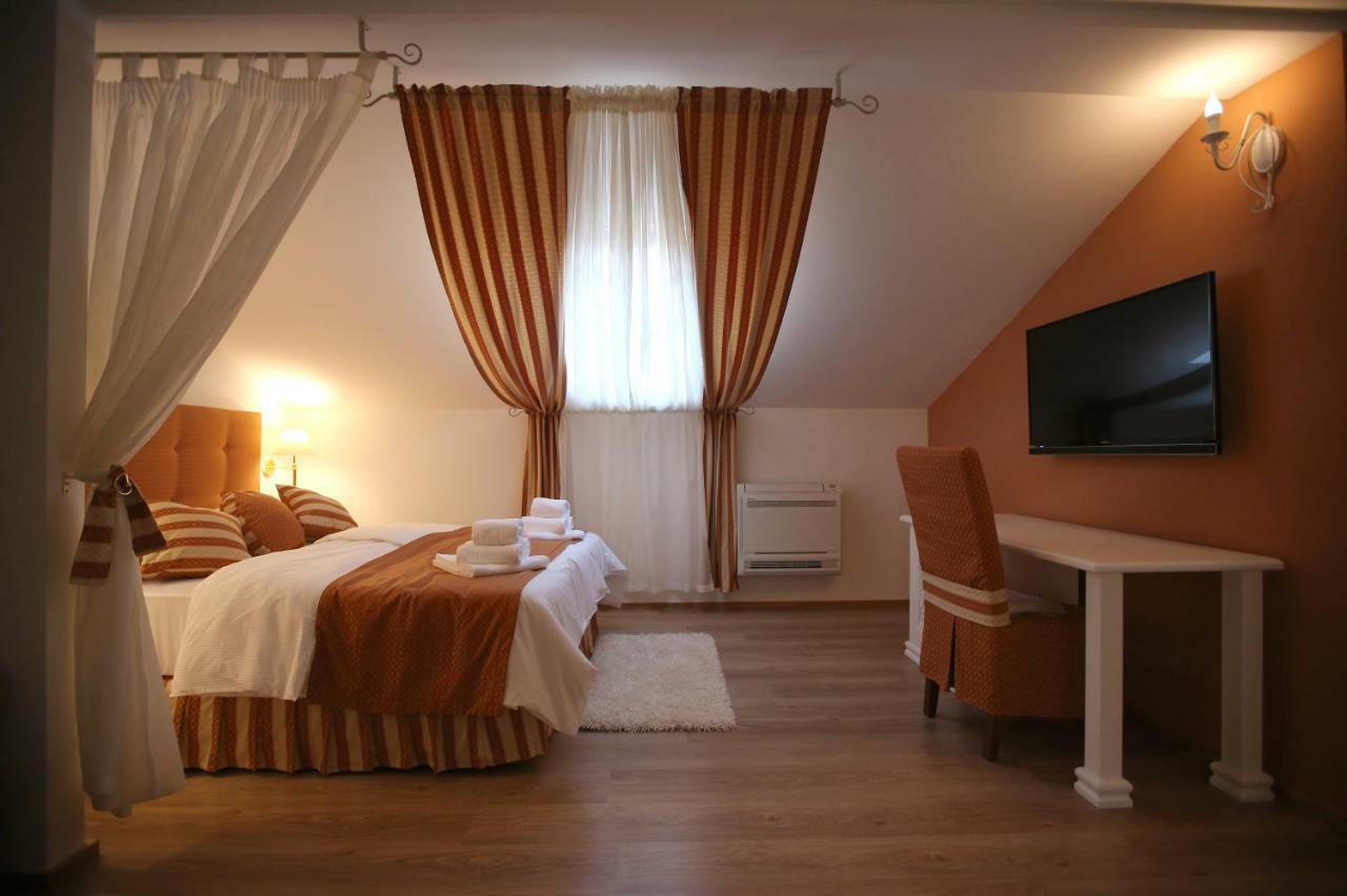 Citta Vecchia B&B Krk Town Kültér fotó